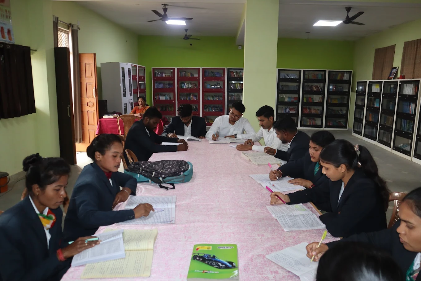 College gallery photo 14