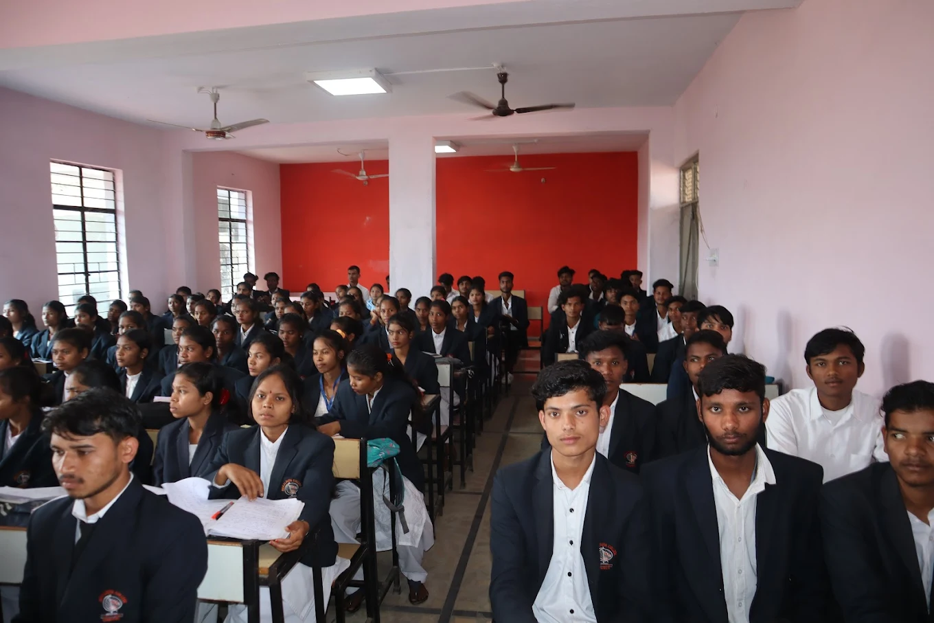 College gallery photo 18