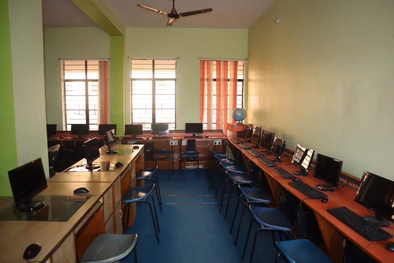 College gallery photo 2